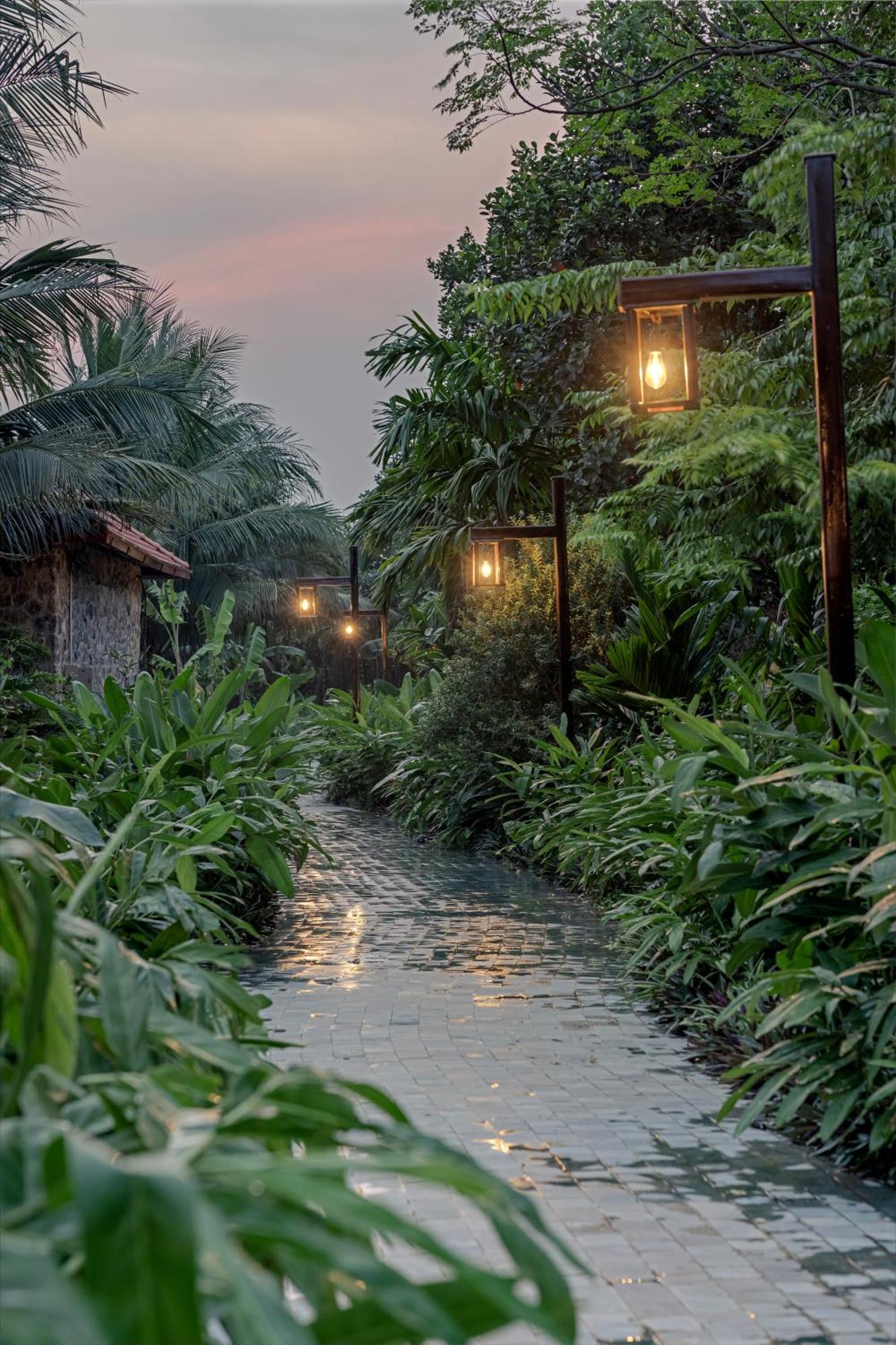 Nature Garden Ecolodge นิญบิ่ญ ภายนอก รูปภาพ