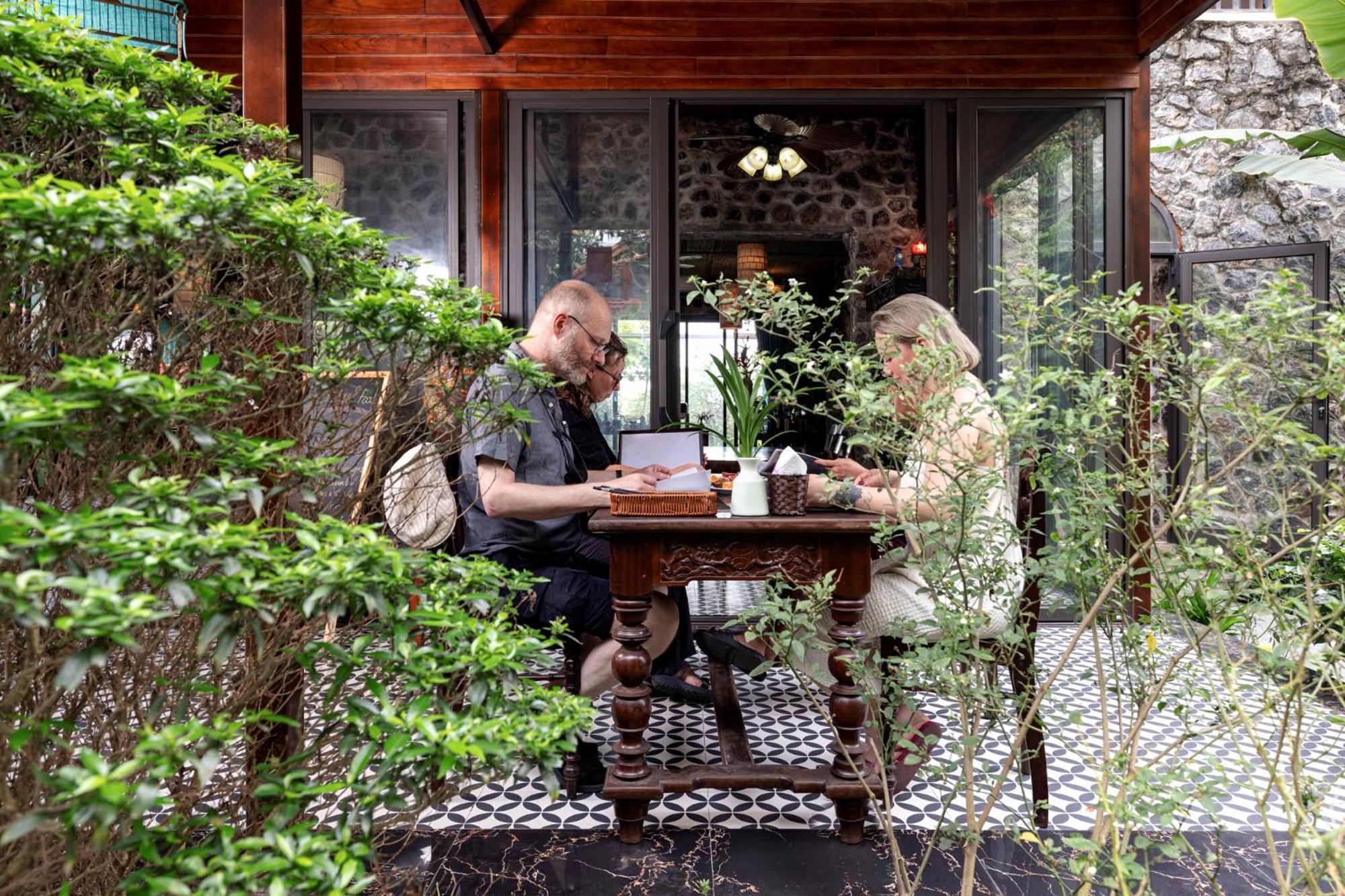Nature Garden Ecolodge นิญบิ่ญ ภายนอก รูปภาพ